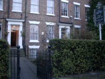 Blossoms York Guesthouse Exterior photo